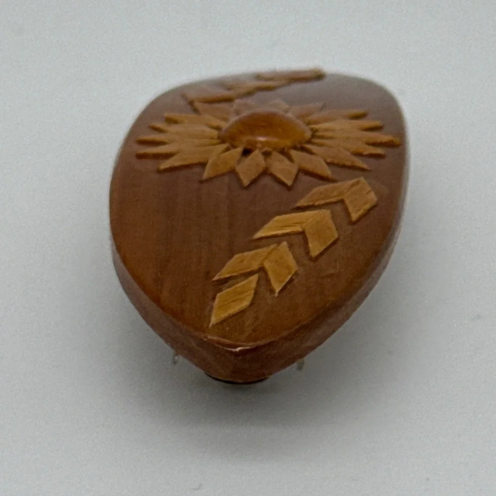 Vintage Carved Wooden Sunflower Hair Barrette Brown Oval French Clip Boho Flower